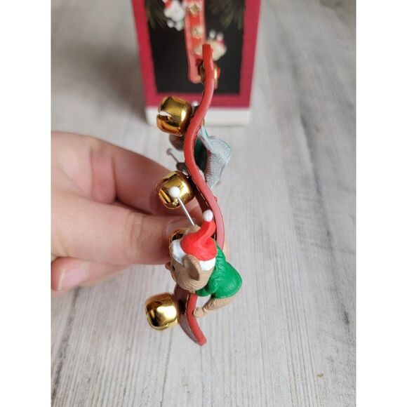 Hallmark 1994 Jingle Bell band ornament Xmas - Picture 4 of 5